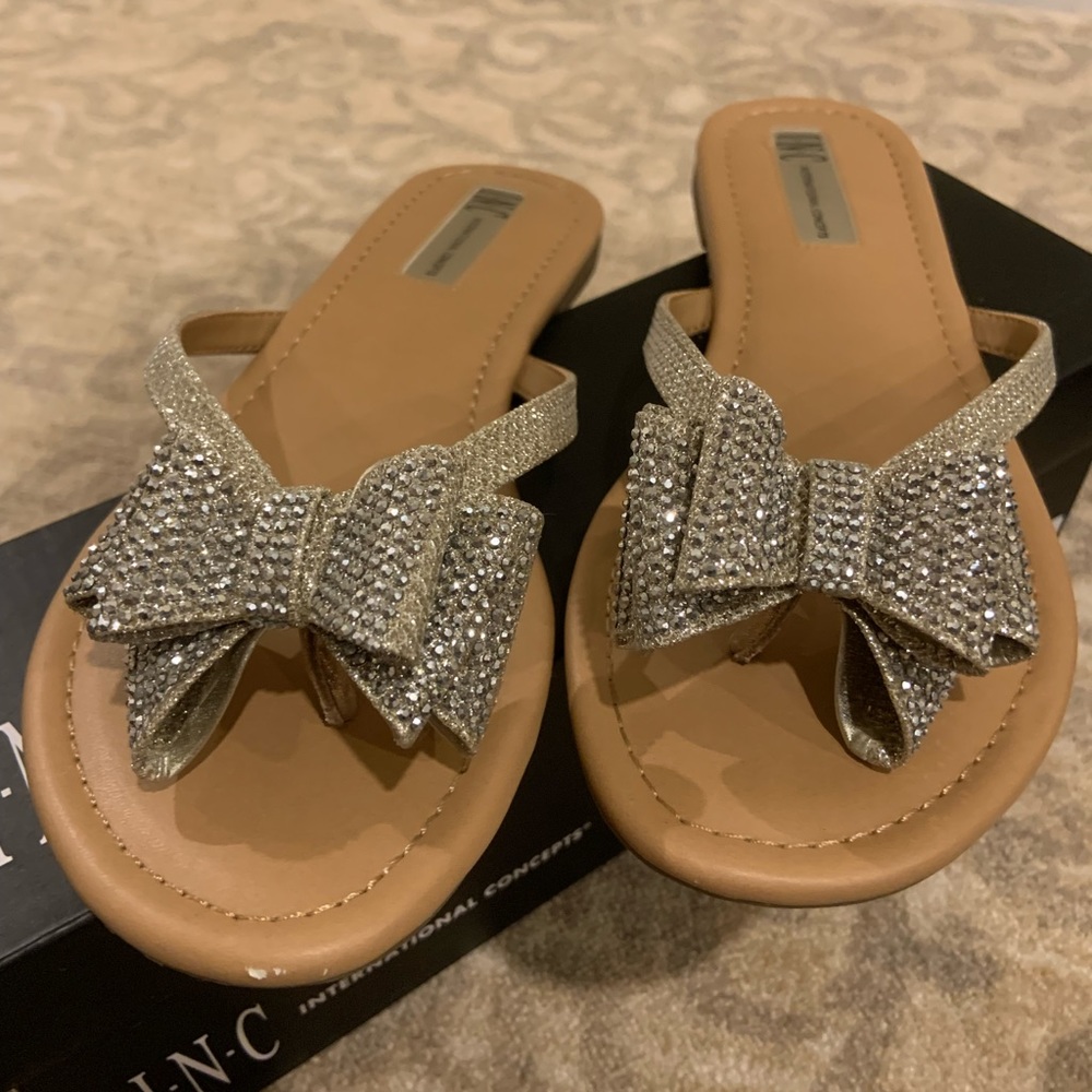 SOLD-Gold Glitter Bow Flip Flops